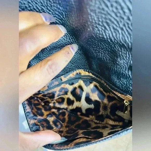 ❤️Jessica Simpson Black & Leopard Print Faux Leather Crossbody Bag - Picture 4 of 7